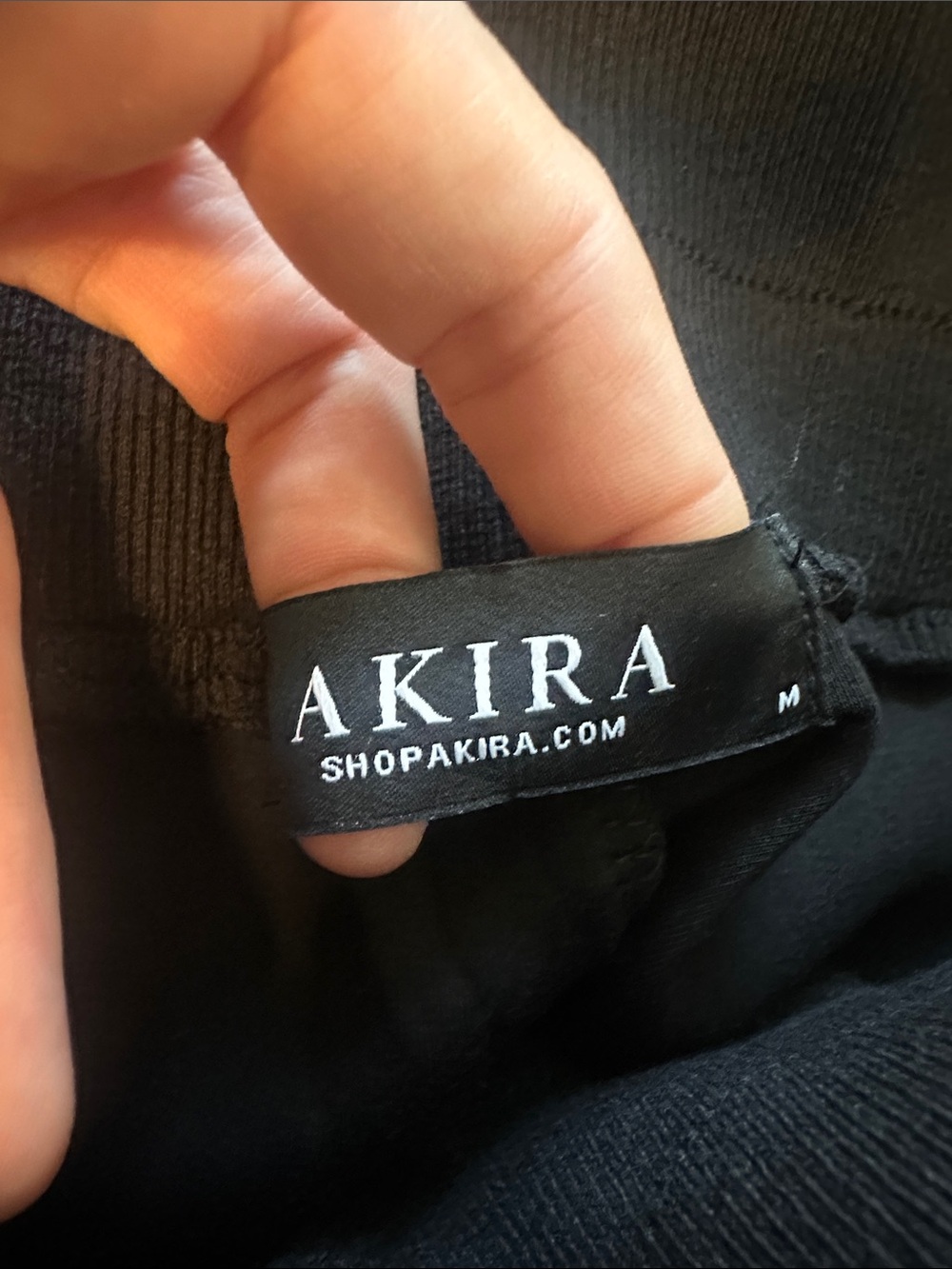 Akira pearl girl wide leg jogger size M NWOT - Picture 8 of 9